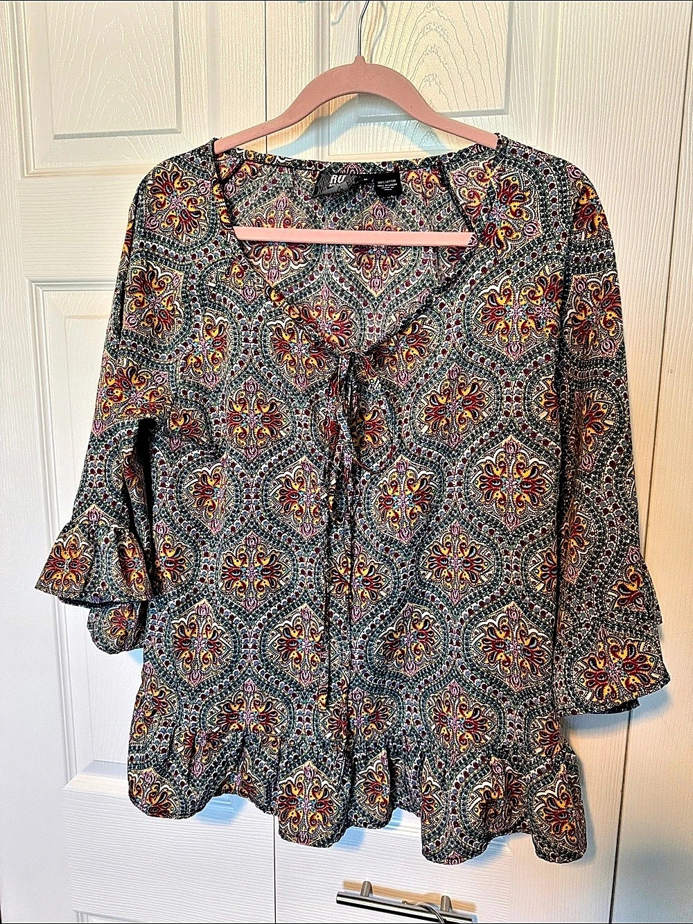RU Apparel Paisley Ruffle Sleeve Blouse in Blue Size Medium